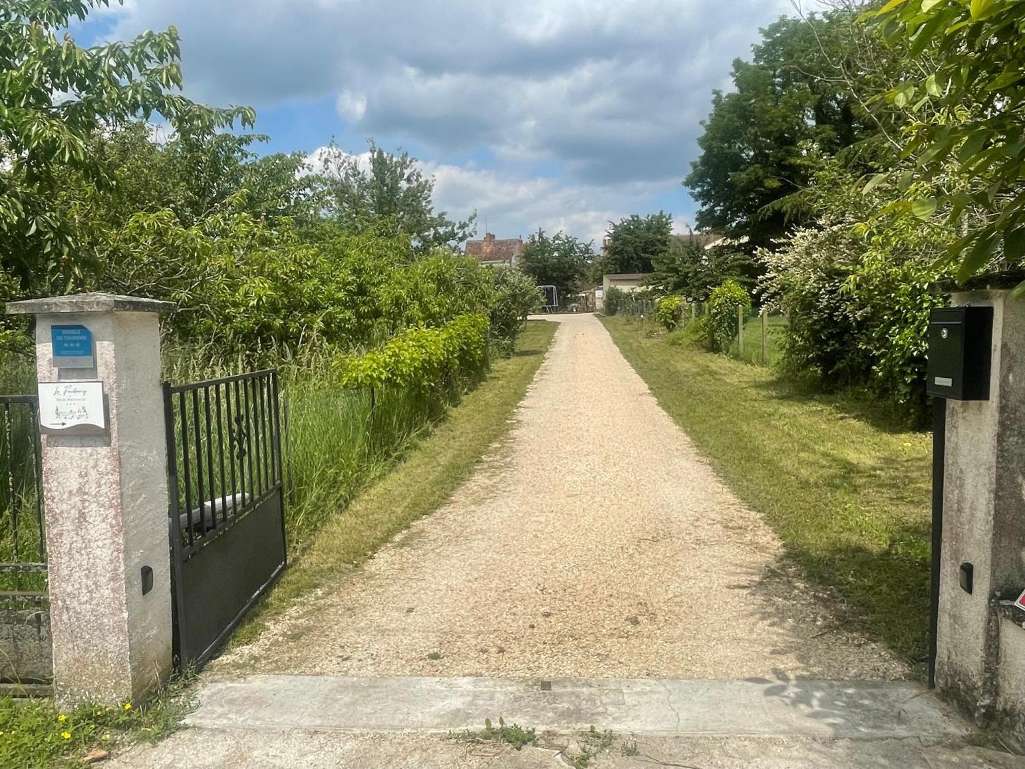 Le Faubourg Des Trois Provinces, Zoo De Beauval Apartment Noyers-sur-Cher Exterior photo